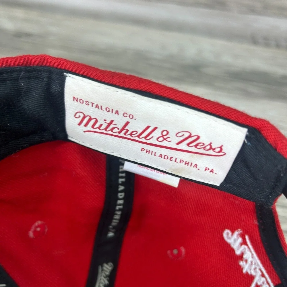 Miami Heat Mitchell & Ness Hardwood Classics Snapback Hat Cap Men NBA‎ Red Black